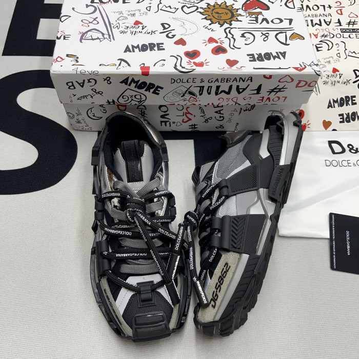 DG SNEAKER
