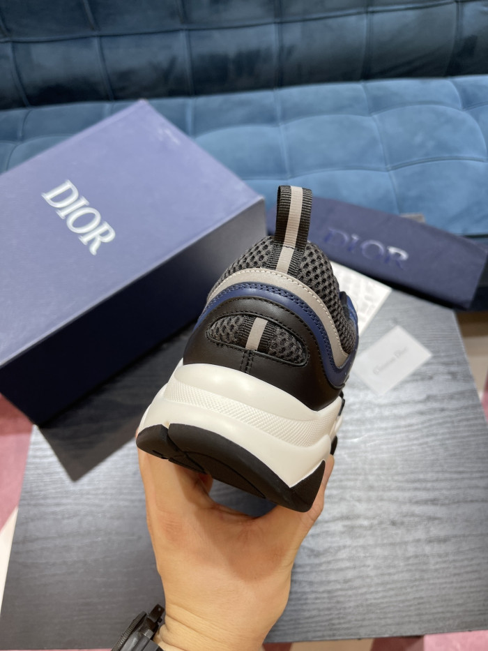 DR B22 SNEAKERS