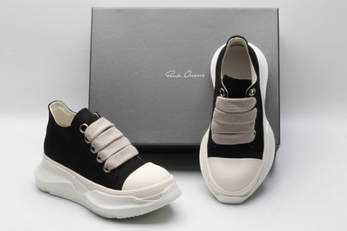 RICK OWEN.S SNEAKER