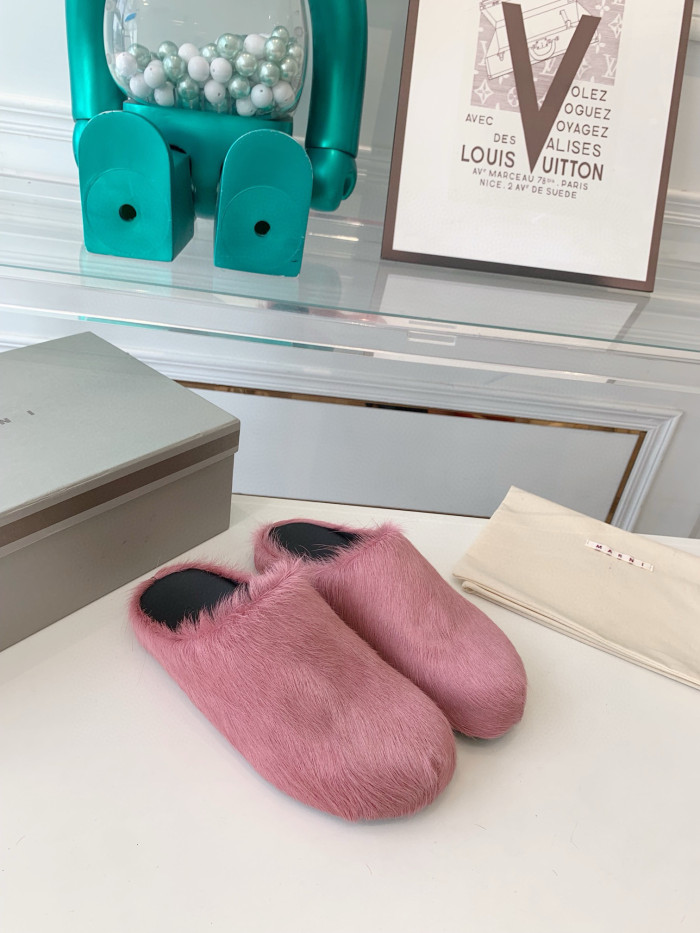 Ma*n1 FUSSBET SABOT CALF-HAIR SLIPPERS