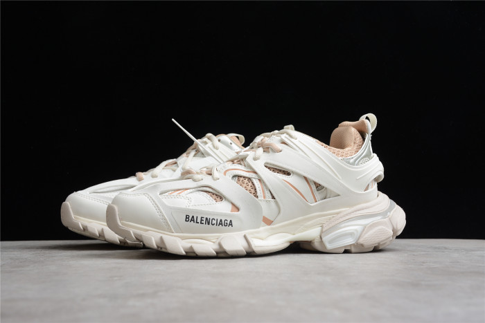 Ba*len*cia*ga track trainer