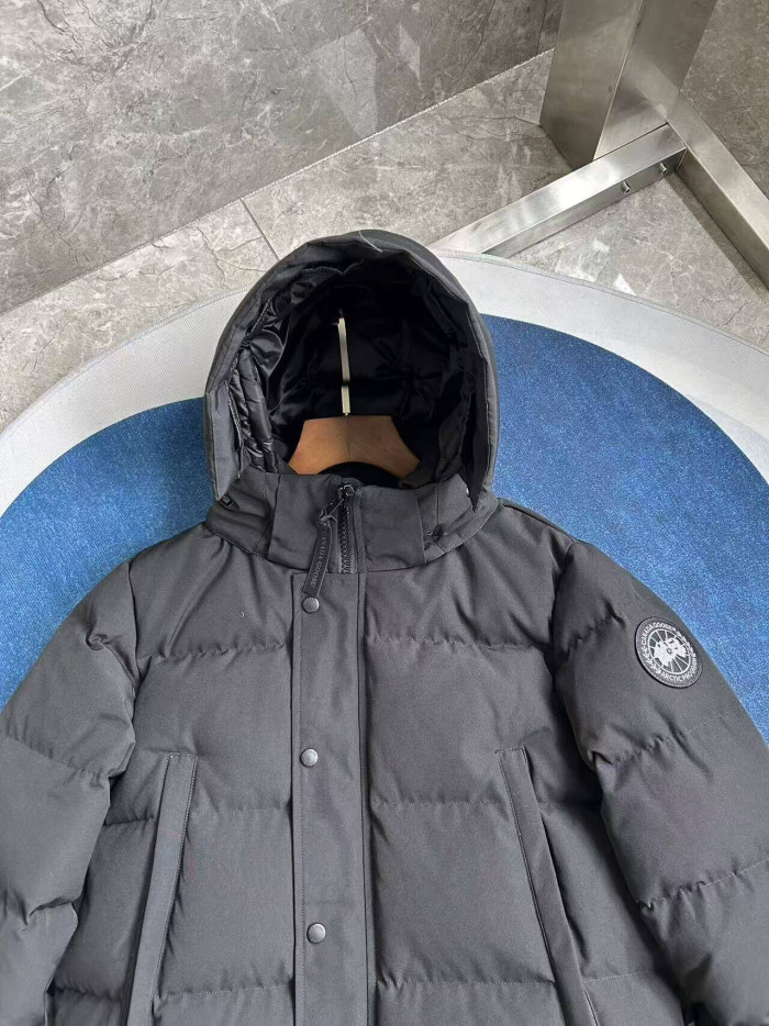 Can*a G00se down jackets