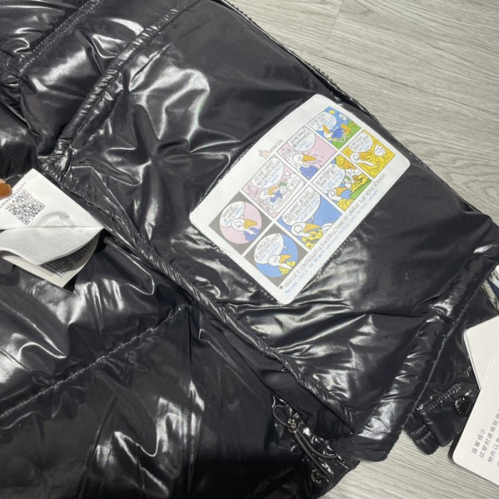 MONCLER DOWN JACKET