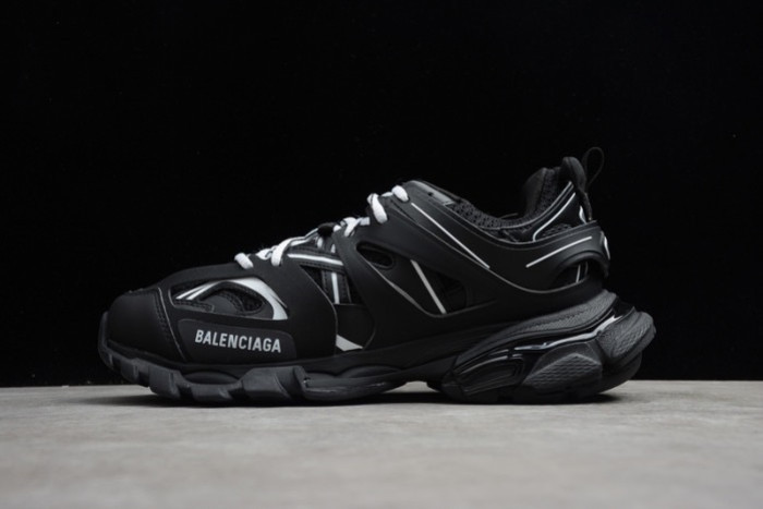 Ba*len*cia*ga track sneaker 542023 w1gb1 2045