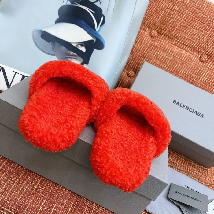 Ba1en*iaga FURRY SLIDE SANDAL