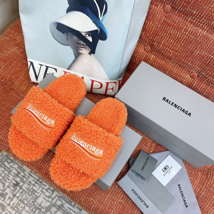 Ba1en*iaga FURRY SLIDE SANDAL