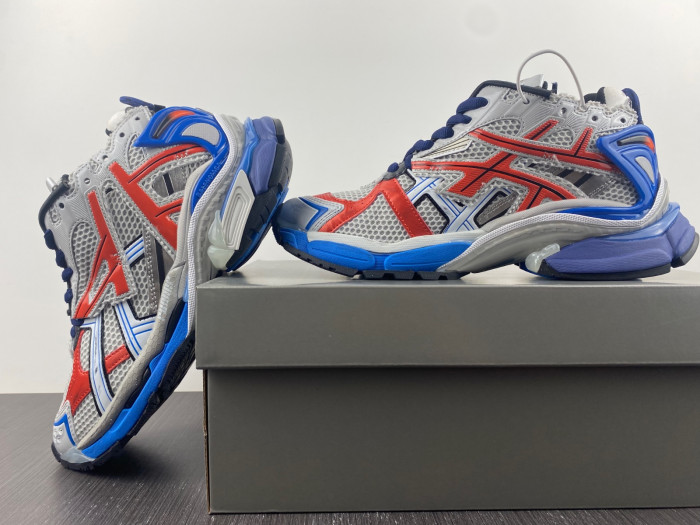 Ba1en*iaga RUNNER 8000036
