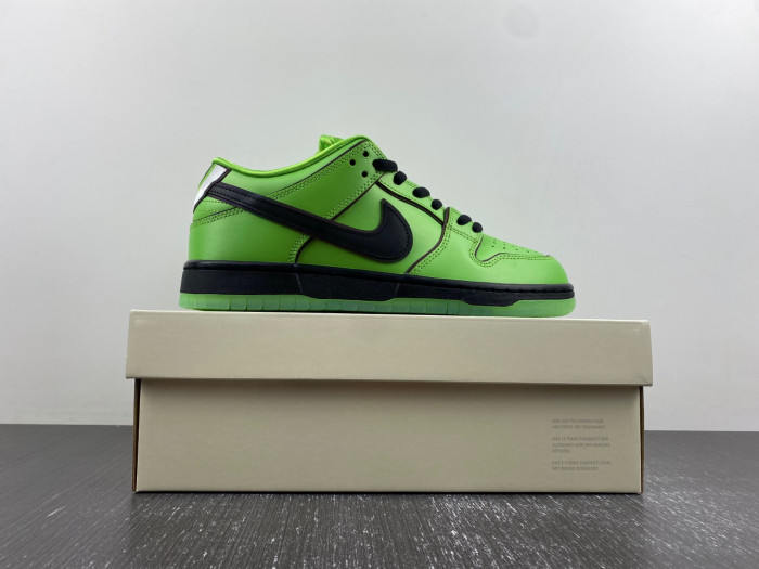 The Powerpuff Girls x Nike SB Dunk Low FZ8319-300