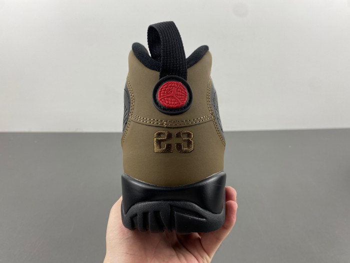 AIR JORDAN 9 RETRO OLIVE HV4794-030