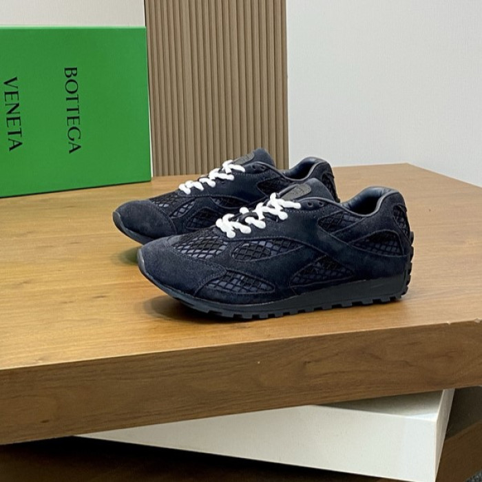 B0tt*ga Ven*ta ORBIT SNEAKER
