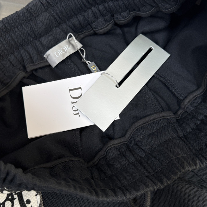 D10r SHORTS (BUY 2+,EVERY PIECE $69)