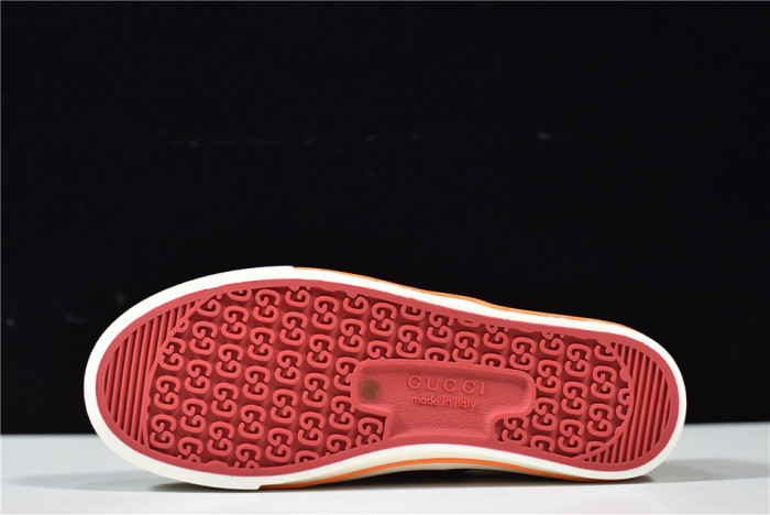 GC sneaker