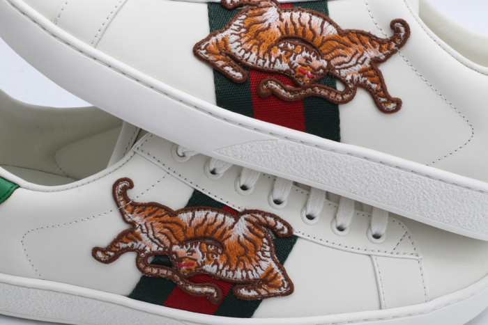 GC sneaker