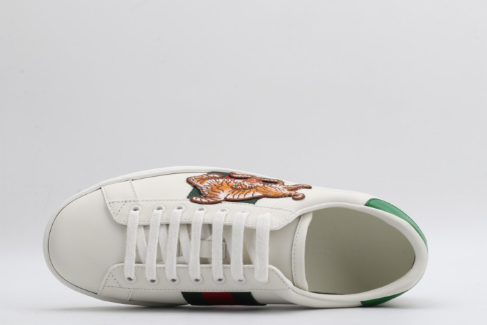 GC sneaker