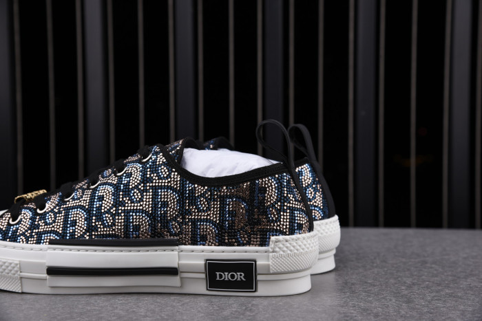 DR B23 LOW-TOP SNEAKERS 0155