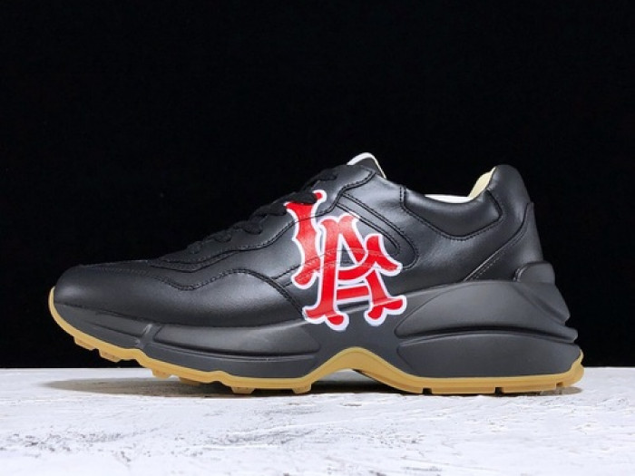 GC 2019 SS SNEAKERS 548637 DRW00 1000