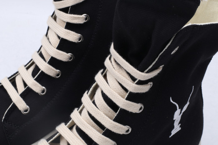 RICK OWEN.S SNEAKER