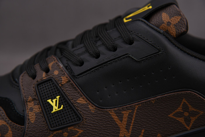 LOU VUIT SCI-FI SNEAKERS