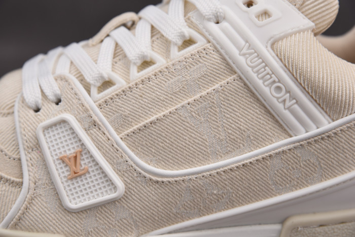 LOU VUIT SCI-FI SNEAKERS
