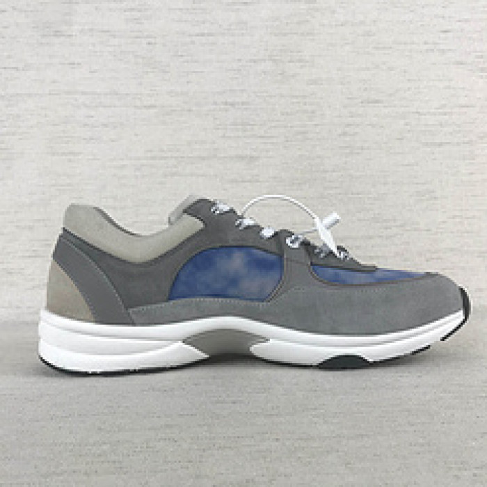 CHA sneaker