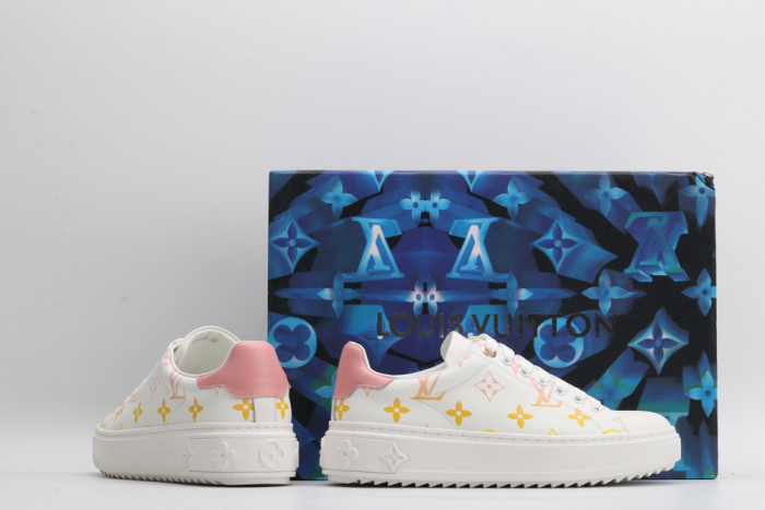 LOU VUIT SNEAKERS