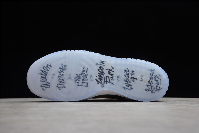 Nike Dunk Low NY vs. NY DN2489-300