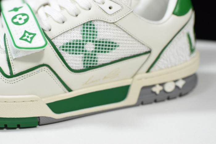 LOU VUIT SNEAKERS