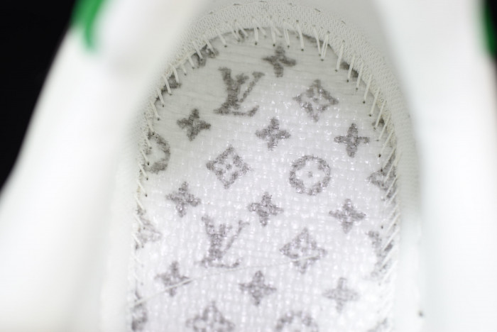 LOU VUIT SNEAKERS