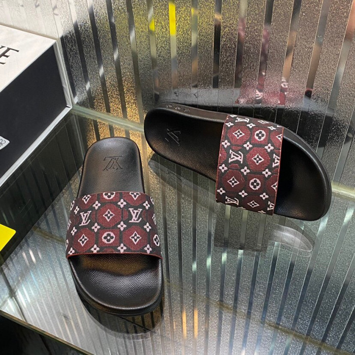 LO** VUI* SANDALS