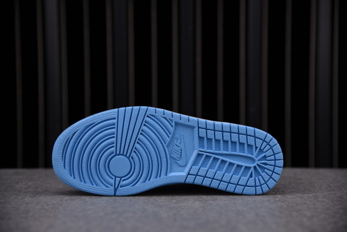 Jordan 1 Low UNC (W) AO9944-441