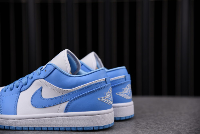 Jordan 1 Low UNC (W) AO9944-441
