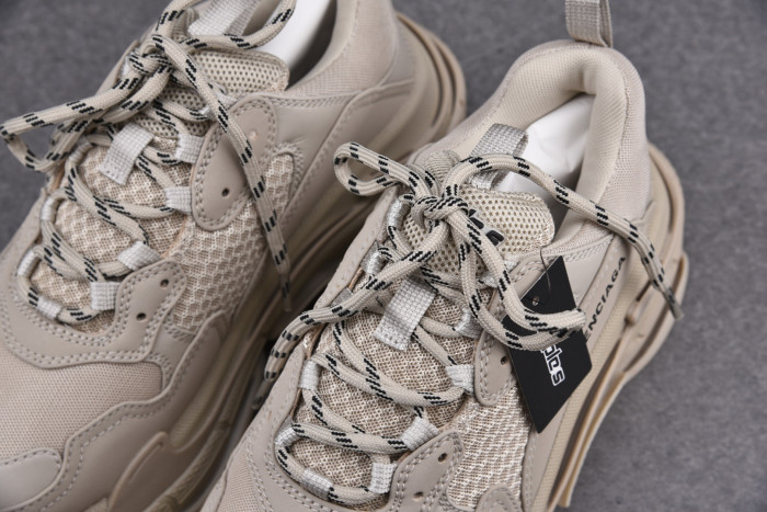 Ba*len*cia*ga triple s beige (w) 524039w2fw19700