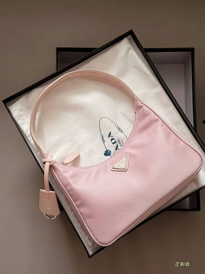 Pra*a Re‑Edition 2005 nylon hobo shoulder bag